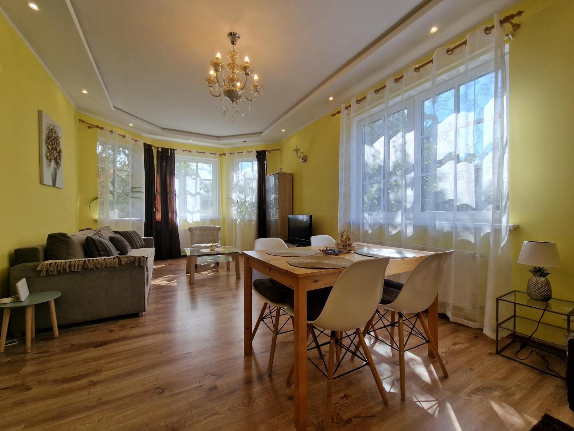 Boutigue City House With Terrace And Garden Free Parking Riga Exteriör bild
